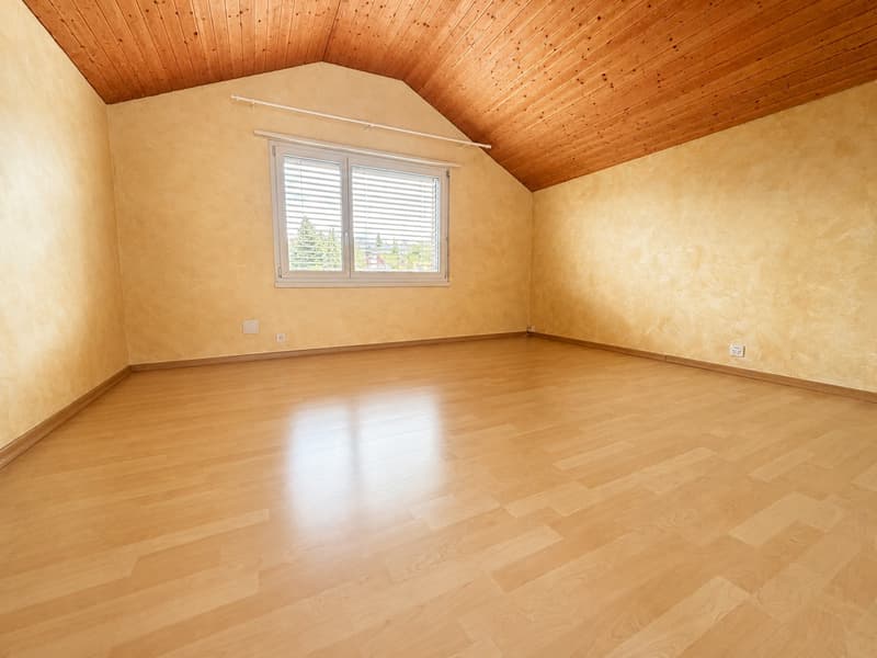 Charmantes Einfamilienhaus mit Wintergarten und sonnigem Garten (6)