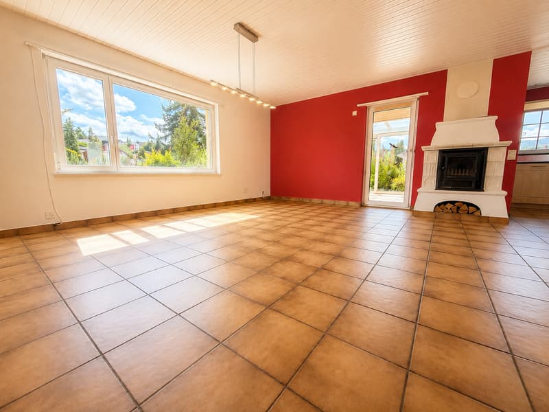 Charmantes Einfamilienhaus mit Wintergarten und sonnigem Garten (3)