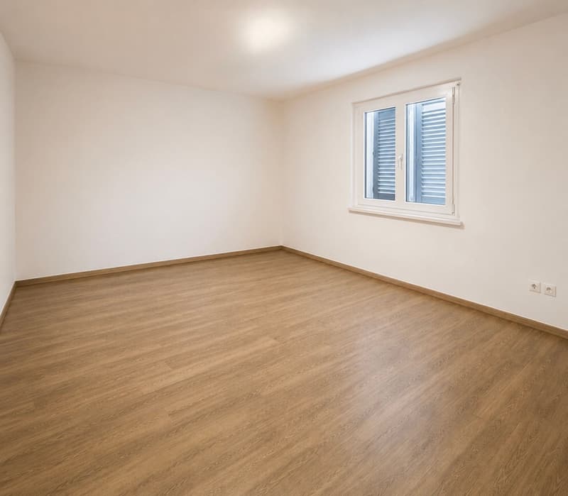Modern renovierte 3-Zimmerwohnung mit Balkon (6)