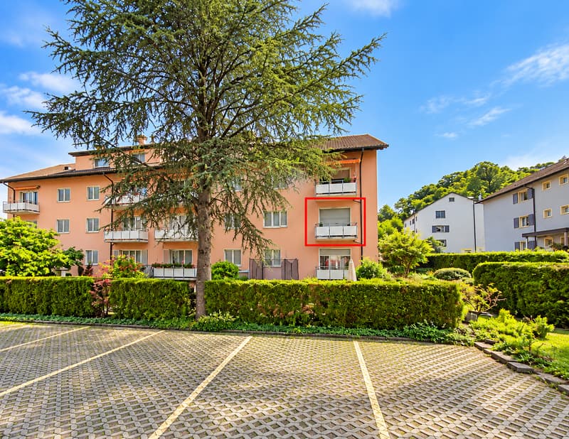 Modern renovierte 3-Zimmerwohnung mit Balkon (1)