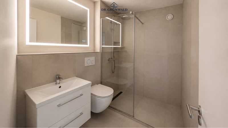 Helle 4-Zimmer-Wohnung mit Balkon in Baden – sofort verfügbar! (5)