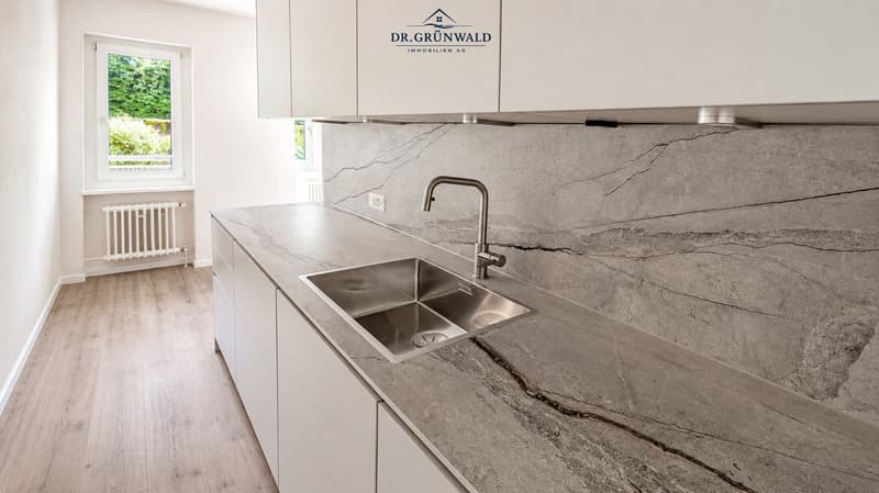 Helle 4-Zimmer-Wohnung mit Balkon in Baden – sofort verfügbar! (4)