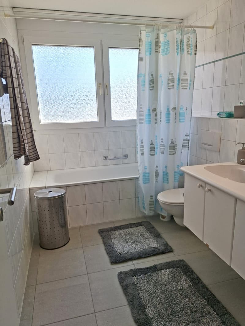 Wohnen im Grünen – helle Wohnung mit Balkon, Hobbyraum & 2 Parkplätzen (6)
