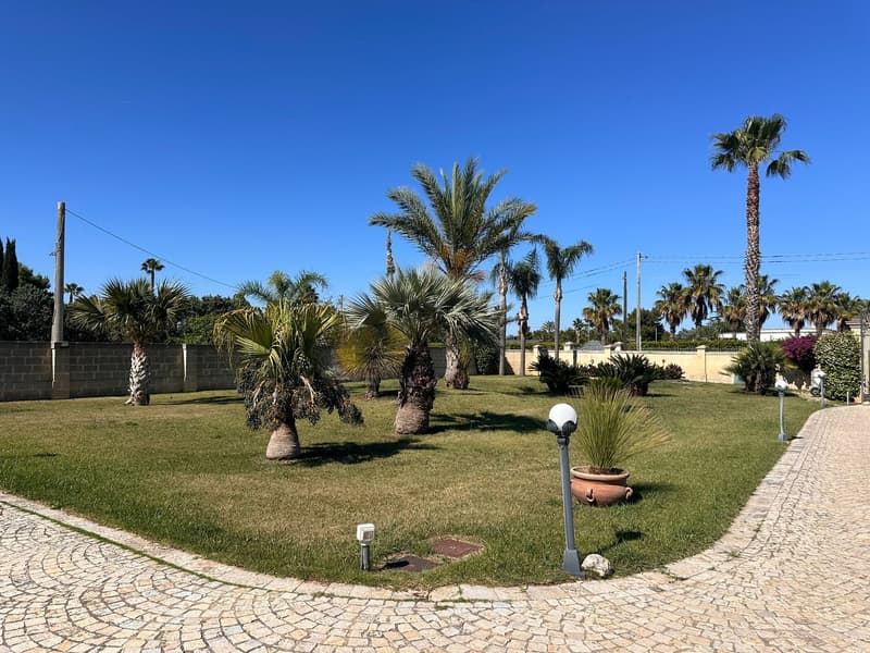 Maestosa Villa di lusso con piscina a Scorrano (5)