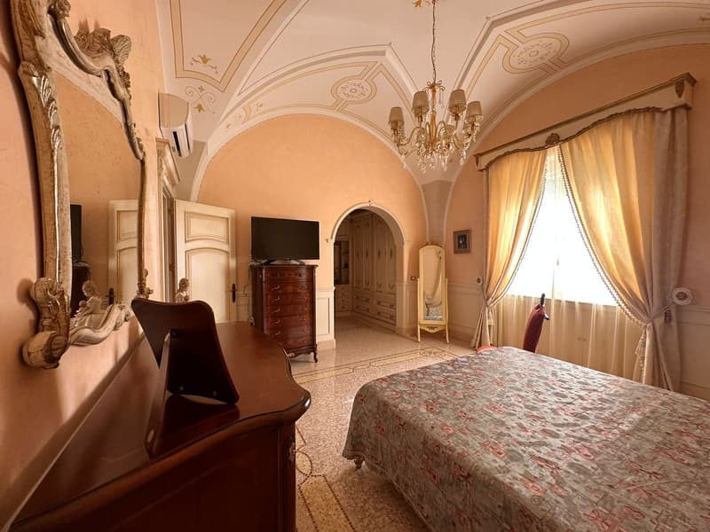 Maestosa Villa di lusso con piscina a Scorrano (39)