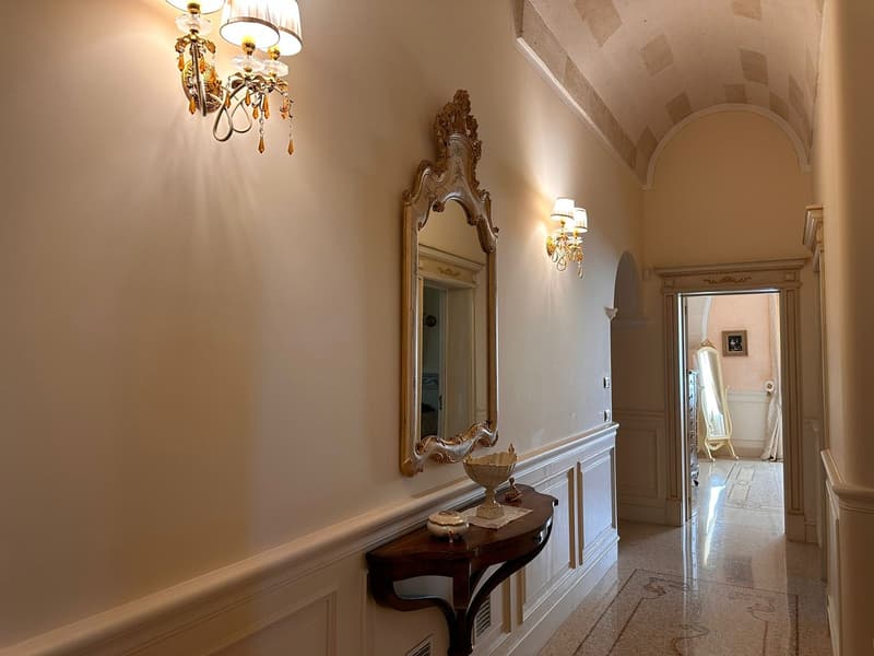 Maestosa Villa di lusso con piscina a Scorrano (28)