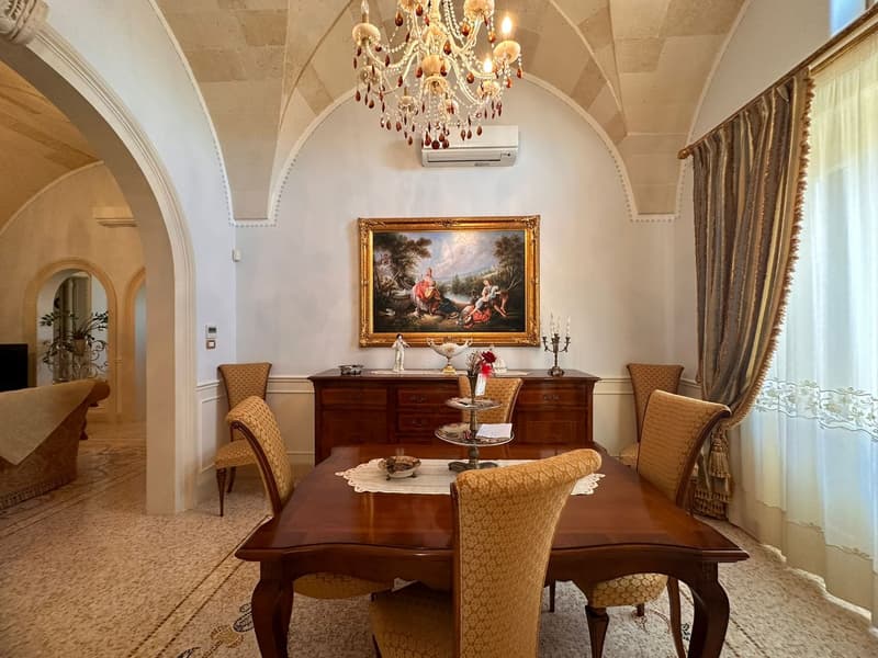 Maestosa Villa di lusso con piscina a Scorrano (22)