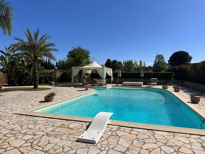 Maestosa Villa di lusso con piscina a Scorrano (75)