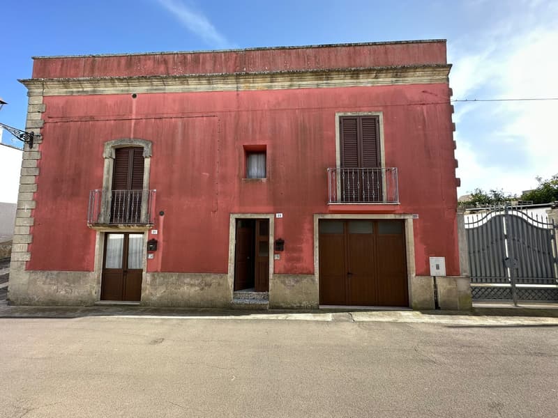 Abitazione indipendente tipica salentina completamente ristrutturata - uggiano La Chiesa (1)