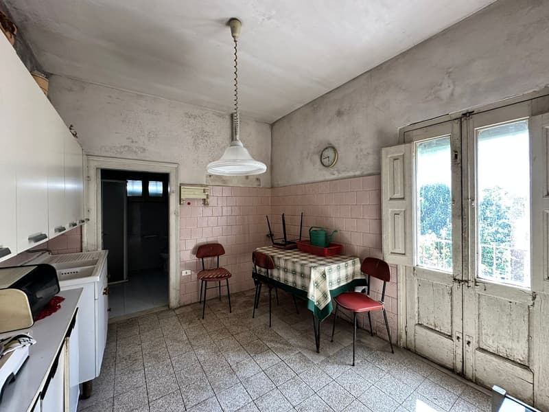 Affascinante Villa Storica in Vendita a Maglie (44)