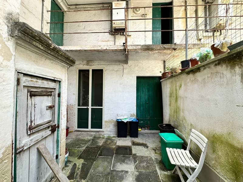 Affascinante Villa Storica in Vendita a Maglie (8)