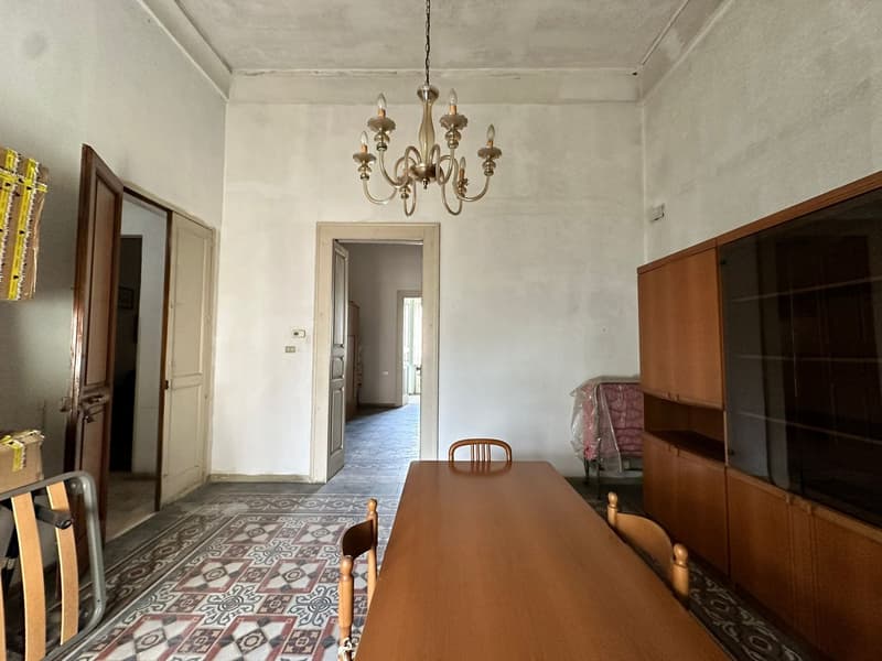 Affascinante Villa Storica in Vendita a Maglie (46)