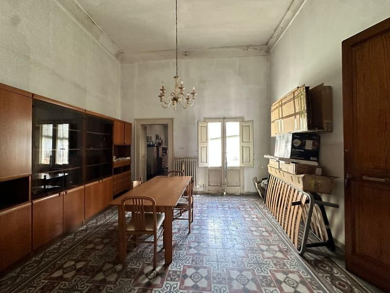 Affascinante Villa Storica in Vendita a Maglie (43)