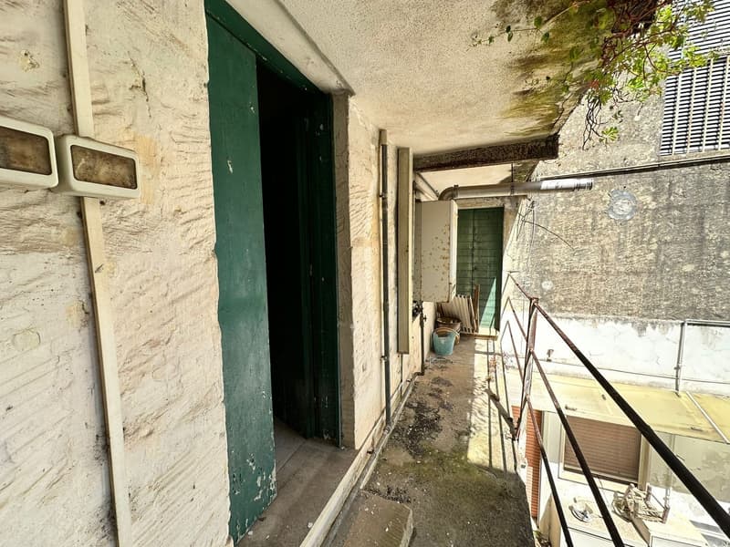 Affascinante Villa Storica in Vendita a Maglie (70)