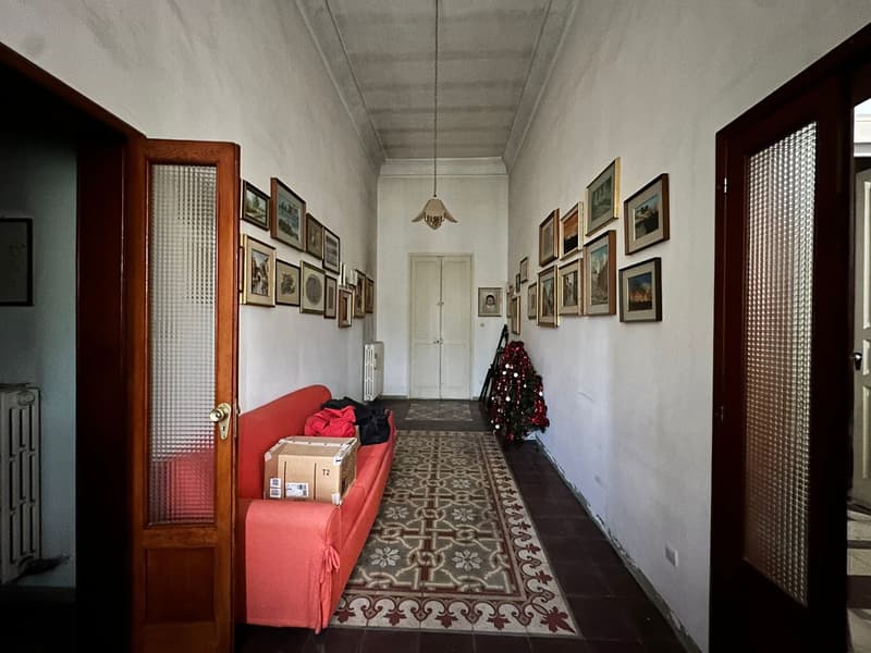 Affascinante Villa Storica in Vendita a Maglie (50)