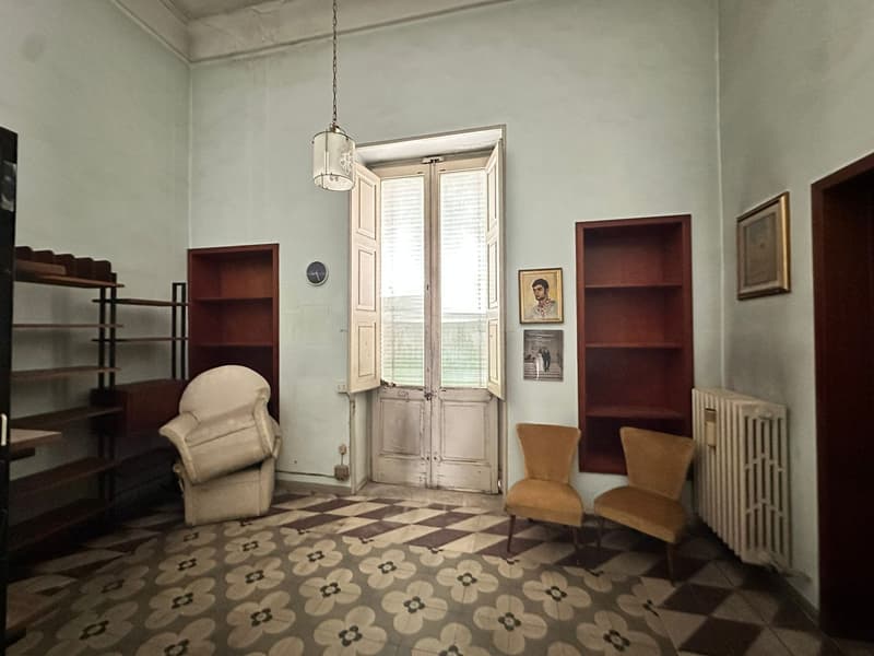 Affascinante Villa Storica in Vendita a Maglie (54)