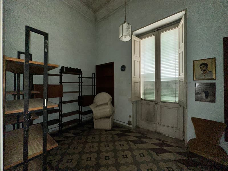 Affascinante Villa Storica in Vendita a Maglie (53)