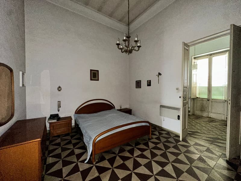 Affascinante Villa Storica in Vendita a Maglie (56)