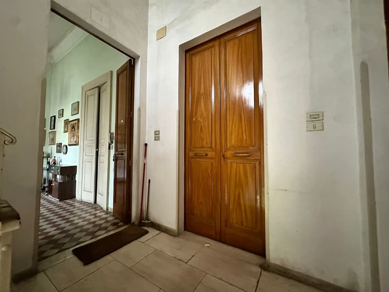 Affascinante Villa Storica in Vendita a Maglie (66)
