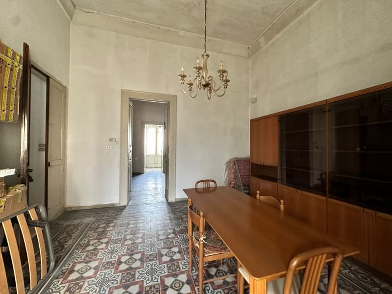 Affascinante Villa Storica in Vendita a Maglie (47)