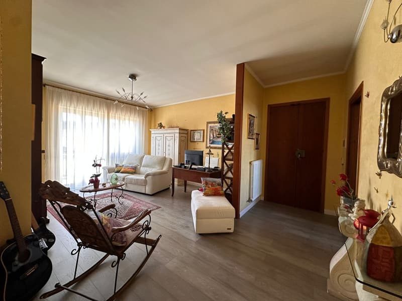 Appartamento con balcone e garage a Muro Leccese (2)