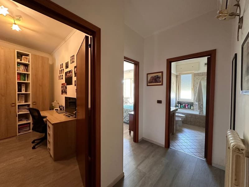 Appartamento con balcone e garage a Muro Leccese (9)