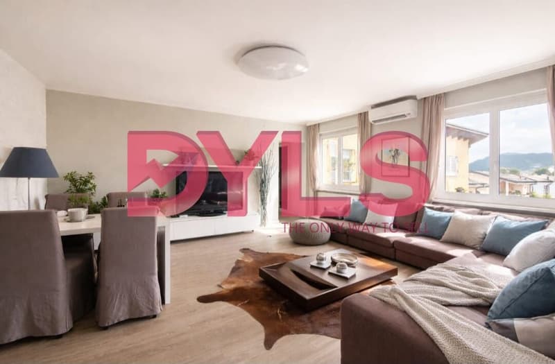 SPACIOUS TWO-FAMILY HOME IN COLLINA DâORO (5)