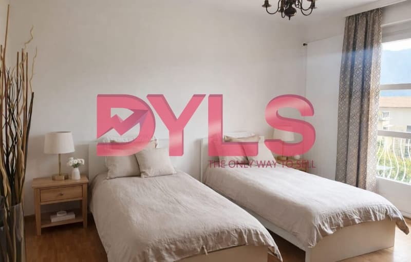 SPACIOUS TWO-FAMILY HOME IN COLLINA DâORO (10)