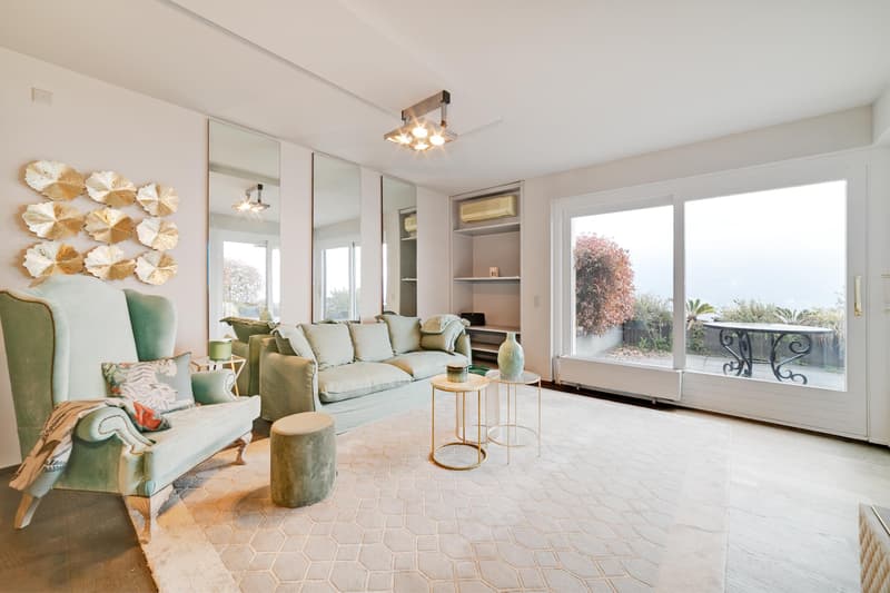 PRESTIGIOSO 3.5 LOCALI CON VISTA LAGO A PORZA (2)