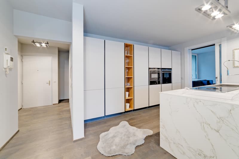 PRESTIGIOSO 3.5 LOCALI CON VISTA LAGO A PORZA (8)