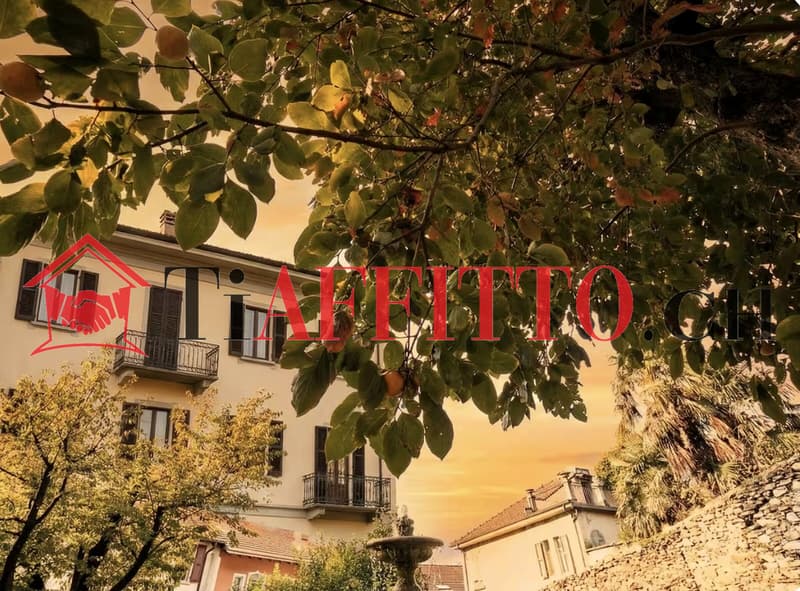 PRESTIGIOSO 5 LOCALI AI PIEDI DEL CASTEL GRANDE (13)
