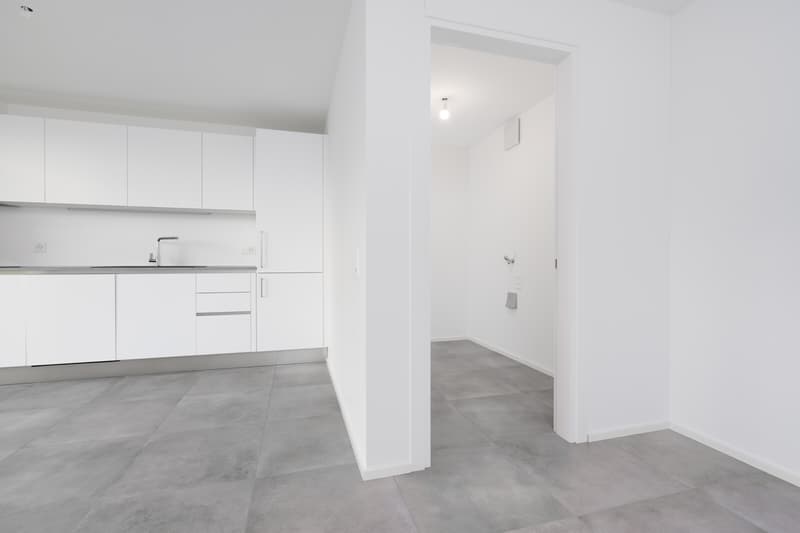 MODERNO 2.5 LOCALI CON GIARDINO - OGGETTO A REDDITO (4)