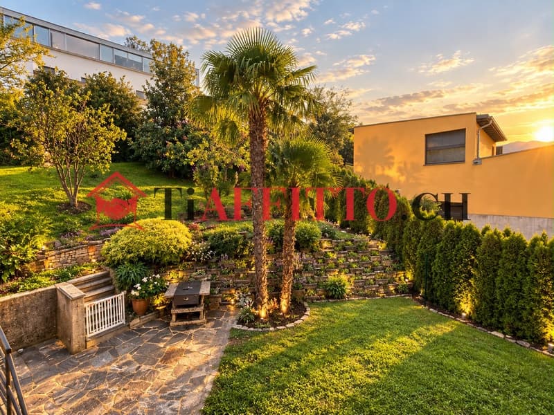 VILLA ELEGANTE CON GIARDINO PRIVATO A CARABBIA (3)