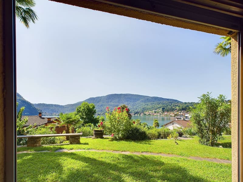 Elegante appartamento di 4.5 locali con balcone a Ponte Tresa (3)