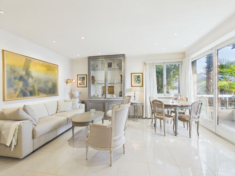 Elegante appartamento di 4.5 locali con balcone a Ponte Tresa (13)