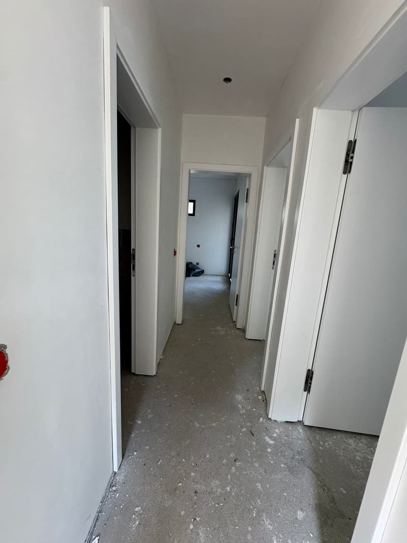 Elegante appartamento duplex di 3.5 locali a Melano (13)