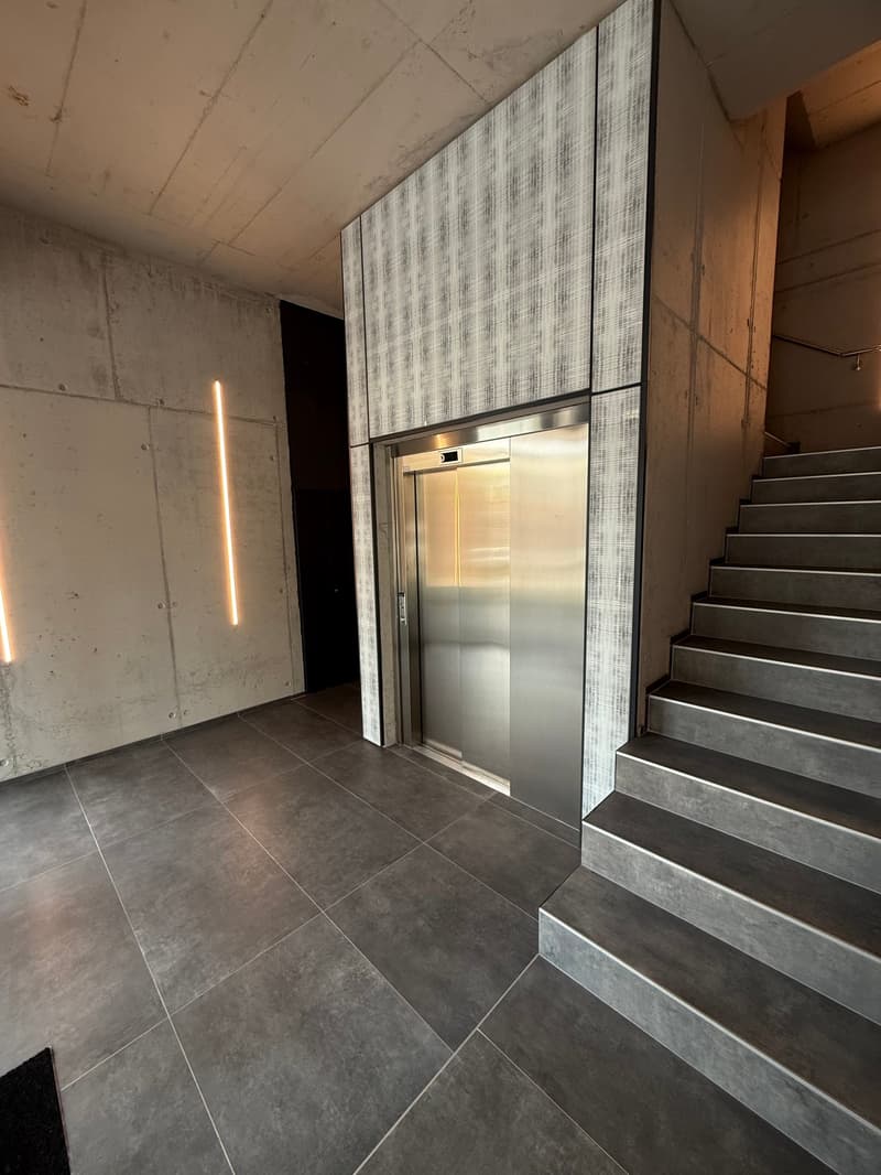 Luminoso appartamento di 2.5 locali a Massagno, con vista e balcone (9)