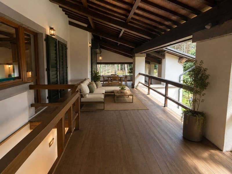 Prestigiosa villa di lusso con piscina a Venegono Inferiore (18)