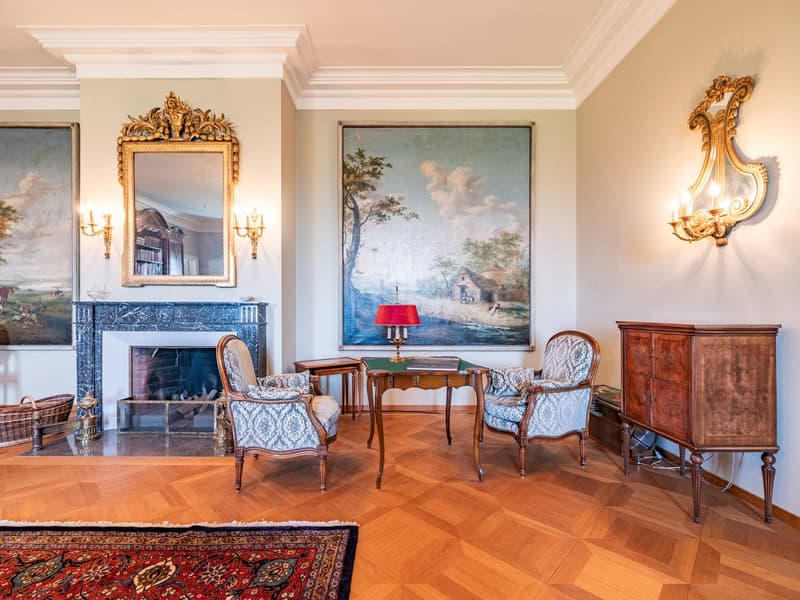 Königlich leben: Landhausvilla mit Bauparzelle (8)