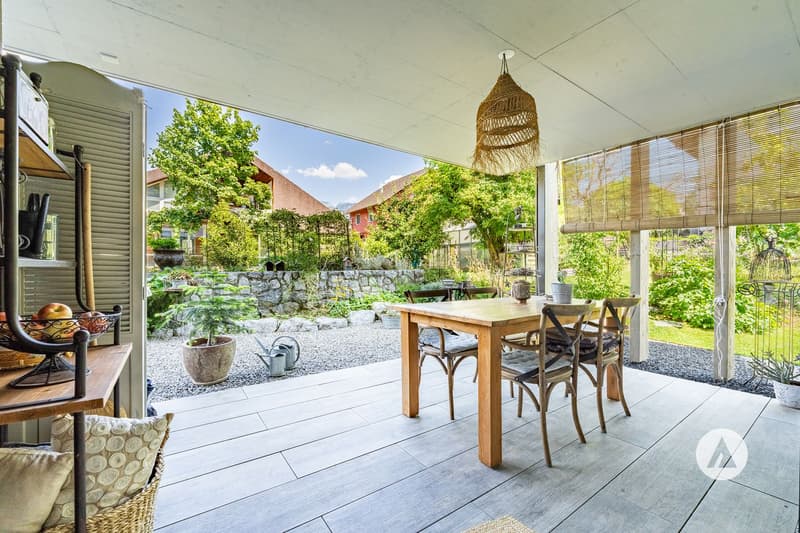 Modernes Wohnen mit Gartenoase in der Spiezer Bucht (6)