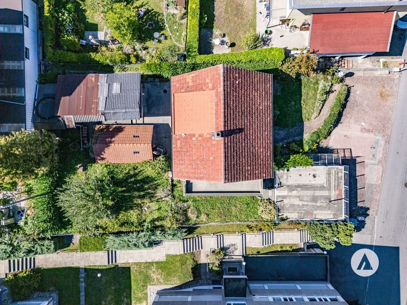 Einfamilienhaus mit zahlreichen (Aus)baumöglichkeiten (4)