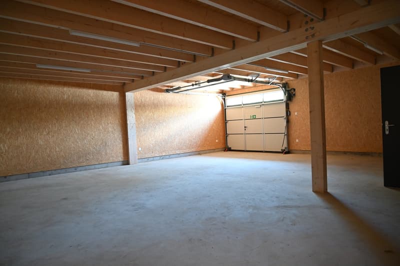Espace industriel à louer à Vallorbe – 200 m² - entièrement équipé (2)