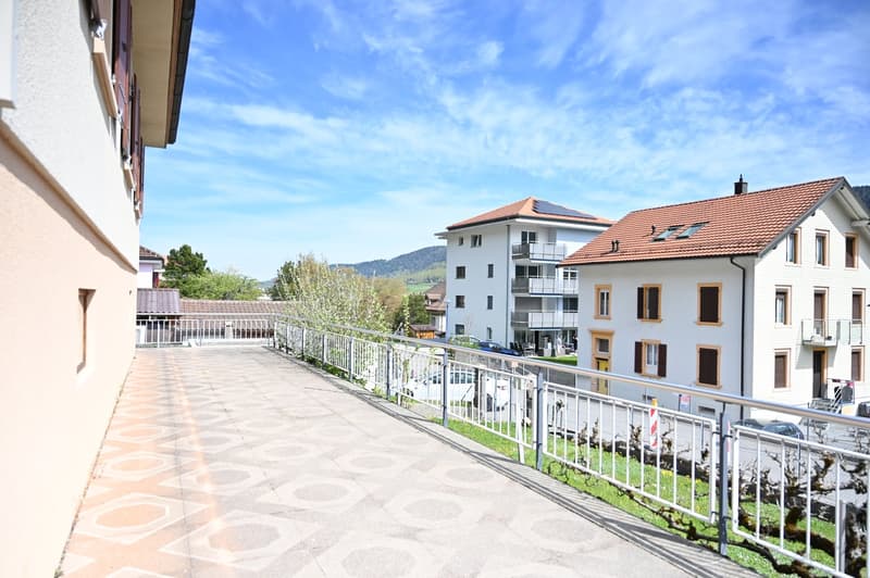 Maison individuelle à rénover dans un quartier paisible (2)