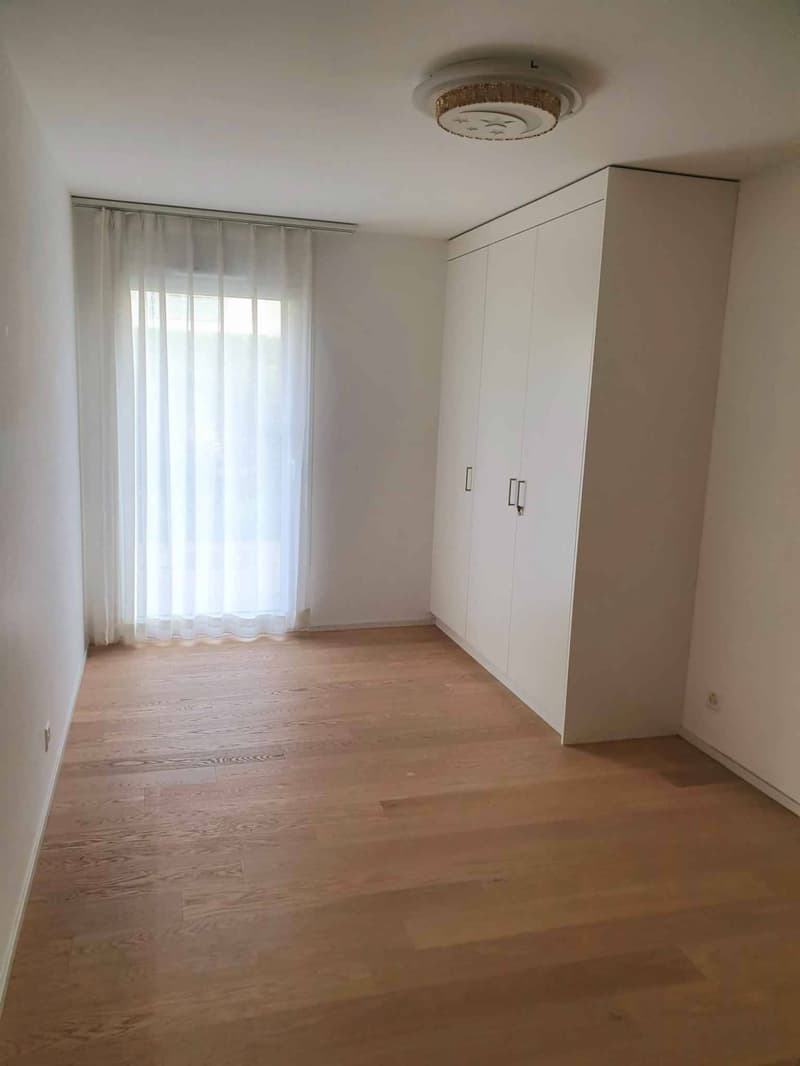 Appartement de 4.5 pièces au rez-de-chaussée (4)
