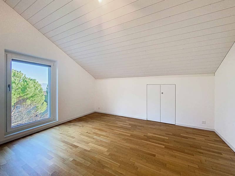 Villa contemporaine avec vue panoramique sur le lac (6)