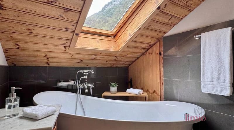 TRADITION TRIFFT AUF MODERNEN WOHNKOMFORT: IHR RENOVIERTES TRAUMHAUS NUR 10MIN VOM STADTZENTRUM (13)