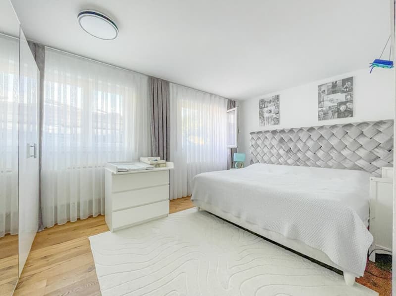 Sofort bewohnbares Zweifamilienhaus + baubewilligtes Projekt (9)