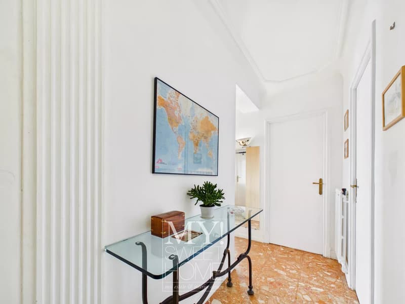 Exklusive Dachgeschosswohnung mit Meerblick im Quartier Californie von Cannes (3)