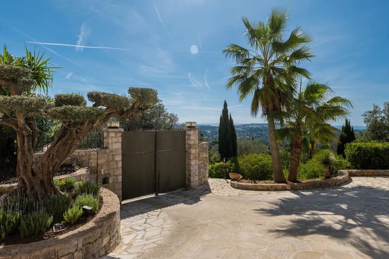 Mougins | Villa eccezionale con panorama, spa & vista sul mare sulla Costa Azzurra (22)