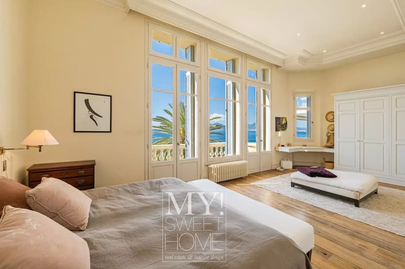 Cannes Midi | Villa storica in prima linea di mare con carattere Belle-Époque (15)